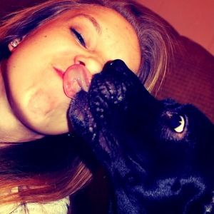 Meet your Posher, Carrie